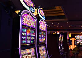 EG333 BD hero screen with neon sports and casino preview